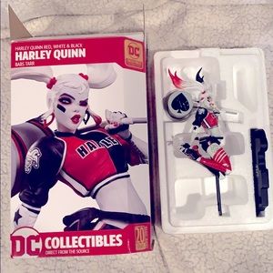 NEW Harley Quinn Red White and Black Babs Tarr
